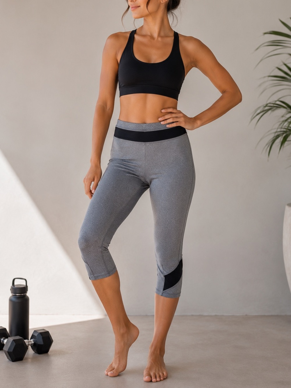 Champion Gray & Black Cropped Leggings Size S Athletic Casual Neutral Basics
